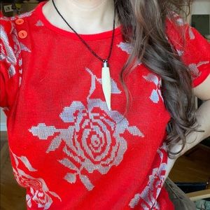 Vintage Silver and Red Floral Short Puff Sleeved Sweater